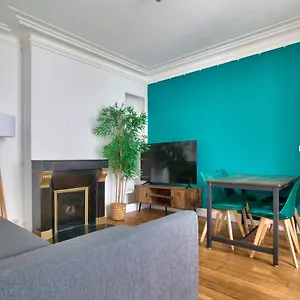Luxurious 1 Bedroom Notre Dame De Monge Free Netflix Apartment Paris