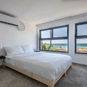 https://bat-galim-oceanfront-luxury-by-port-city.gethaifahotels.com